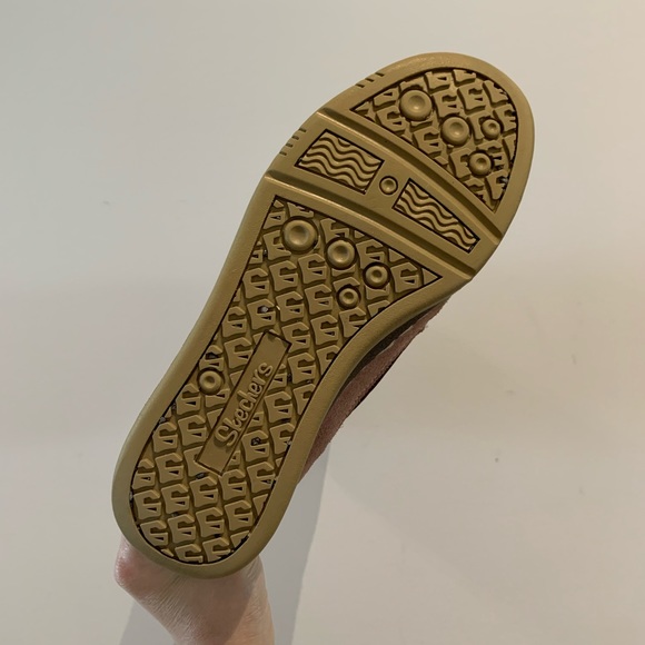 2/$20 Skechers Quilted Winter Boots Cozy Comfort - Picture 5 of 9